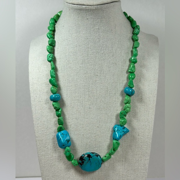 Artisan Necklace Gemstone Turquoise Howlite beads Sterling silver 925 clasp - Picture 4 of 9